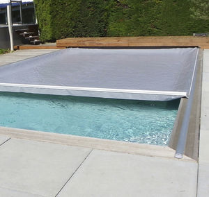 couverture de piscine automatique 1