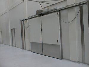 porte industrielle coulissante 1
