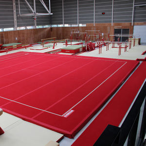 praticable pour gymnastique
