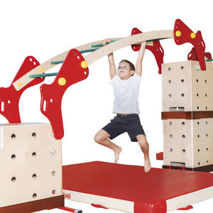échelle pour aire de jeux