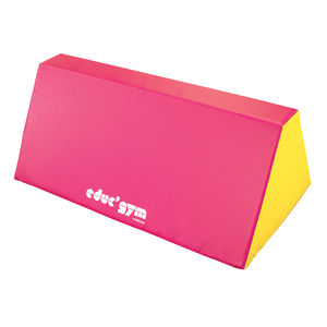 module en mousse pour parcours de jeux