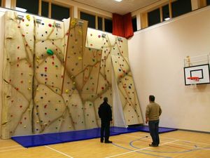 mur d'escalade fixe