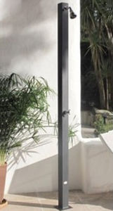douche de jardin en acier galvanisé