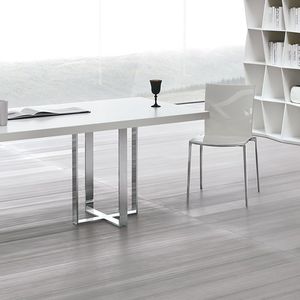 chaise contemporaine