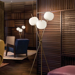 lampe sur pied