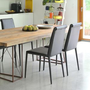 chaise contemporaine