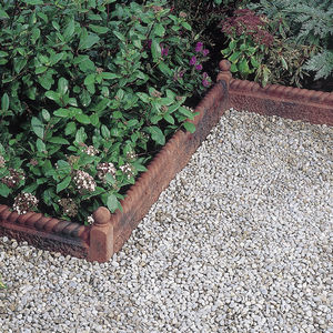 bordurette de jardin / en béton / en pierre reconstituée