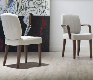 chaise contemporaine