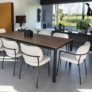 chaise contemporaine 1