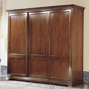 armoire classique