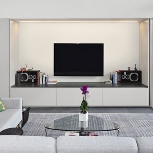 ensemble TV mural contemporain