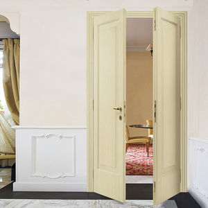 porte d'intérieure / battante / en bois massif / vitrée