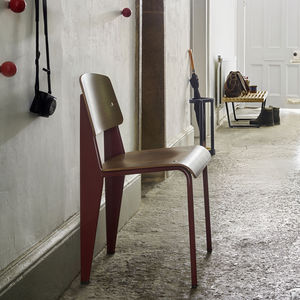 chaise contemporaine