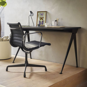 bureau sur pied