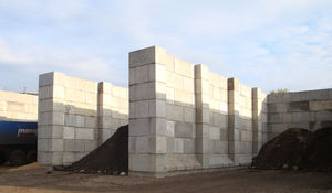 bloc de béton plein