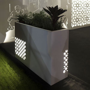 jardinière en métal 1