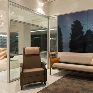 fauteuil médical en plastique