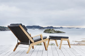 repose-pied contemporain / en teck / de jardin