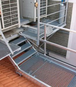 passerelle de maintenance en métal / pour toiture