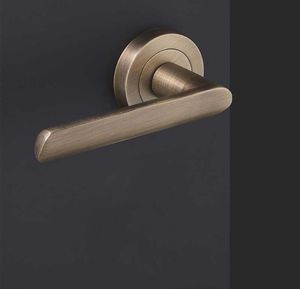 poignée pour porte 1