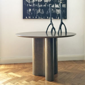 table contemporaine