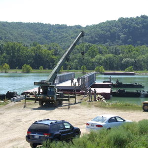 pont à treillis / en acier galvanisé / préfabriqué / modulaire