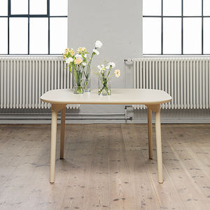 table à manger contemporaine