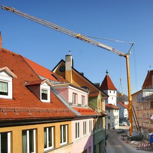 grue hydraulique / mobile / de levage / pour chantier de construction