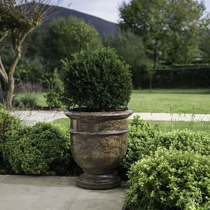 pot de jardin en terracotta