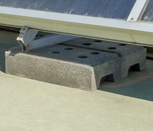 système de fixation en béton