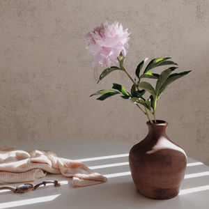 papier peint contemporain / uni / aspect béton / rose