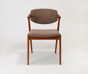 chaise contemporaine 1