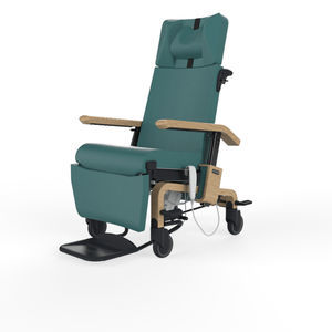 fauteuil médical en bois 1