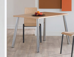 table à manger contemporaine / en stratifié / avec piètement en métal chromé / rectangulaire
