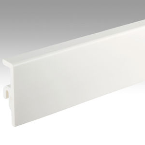 plinthe en bois