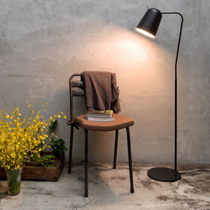lampe sur pied