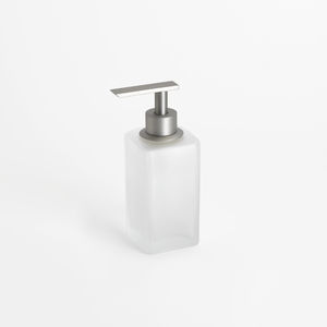 distributeur de savon pour hôtel