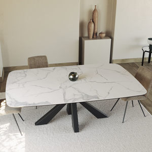 table à manger contemporaine
