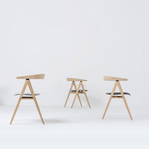 chaise contemporaine 1