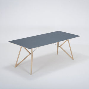 table contemporaine