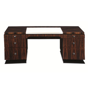 bureau sur pied