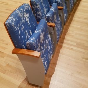 fauteuil d'auditorium contemporain