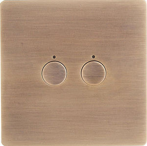 interrupteur bouton poussoir