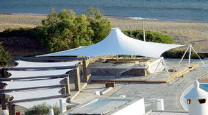 structure tendue câble-membrane