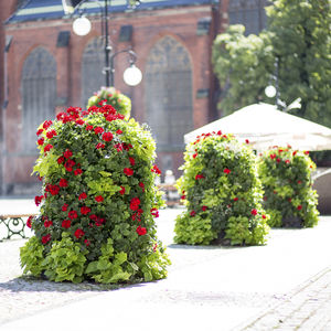 jardinière à tour en acier galvanisé 1