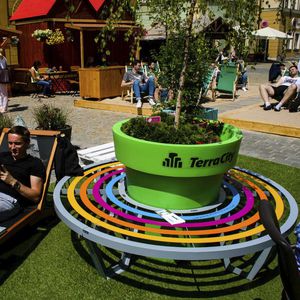 jardinière en polyéthylène / ronde / avec banc intégré / contemporaine