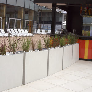 jardinière en béton