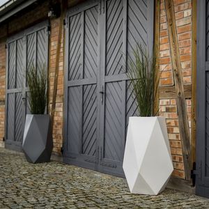 pot de jardin en polyéthylène 1