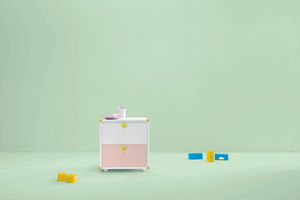 table de chevet contemporaine / en bois / pour enfant