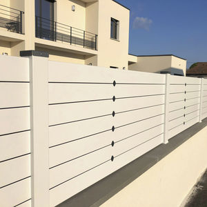 clôture de jardin / pour espaces verts / à lames / en PVC